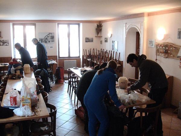 Sortie spéléo dans le Doubs avec l\'AFEGC en janvier 2013 - Au gîte de Nans-sous-Sainte-Anne