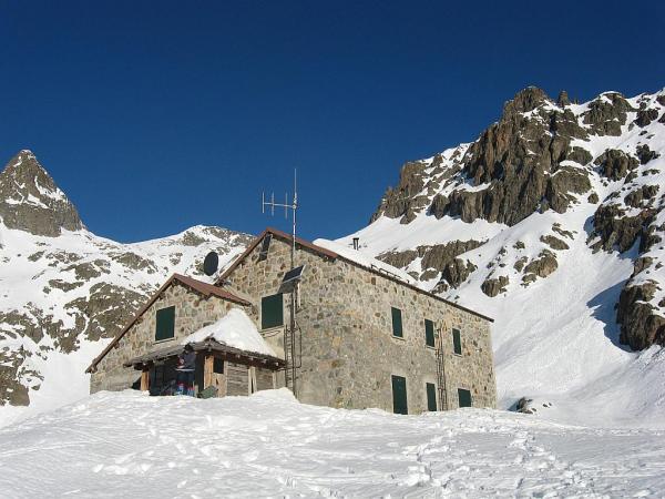 Rando hivernale dans le Mercantour - Du refuge de Valmasque au parking du Countet