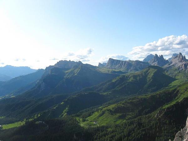 Dolomites - Pelmo - De la cabane Della Grava au col Forata, tour du mont Pelmo