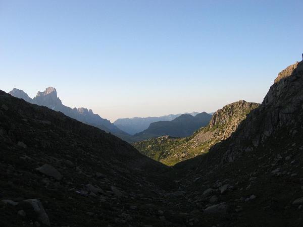 Dolomites - Cima Bocche - De l\'abri de pique-nique Iuribrutto à l\'abri Tellici