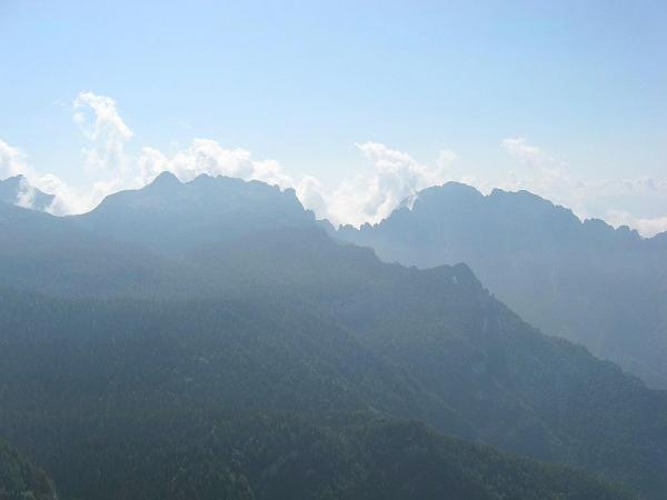 Dolomites - Alpi Feltrine - De l\'abri Campotorondo à l\'abri Feltre/W. Bodo