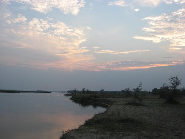Zimbabwe - Canoë sur le Zambèze entre Kariba et Mana Pools - Arrivée